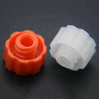 Bouchon de seringue en plastique de couleur mélangée Capuchon de seringue à pointe orale Embout de verrouillage Luer pour seringue à joint