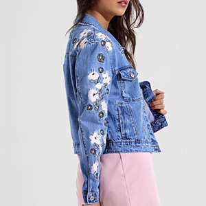 Chaquetas Vaqueras Cortas de Alta Calidad para Mujer, Color Azul, Nuevo Diseño Moderno y Elegante, Decoración de Rayas Tejidas, Chaqueta Vaquera para Mujer - Product Image 2