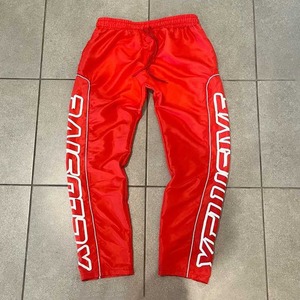 Streetwear personnalisé de haute qualité Pantalon de survêtement évasé en nylon Pantalon de survêtement à imprimé baggy pour hommes Pantalon coupe-vent réfléchissant - Product Image 3