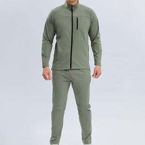 Conjunto Deportivo Personalizado para Hombre con Logotipo, Transpirable, Absorbente de Humedad, con Tela de Secado Rápido y Elástica - Product Image 5