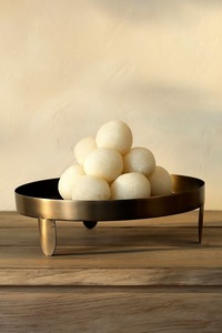 Bandeja decorativa de metal para servir chocolate, decadencia dorada para su decoración, perfecta para aquellos que aman dejar una impresión duradera - Product Image 3