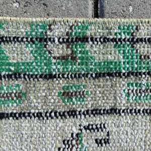 Alfombra Turca Vintage Grande de 5.3x9.1 pies (161x277 cm), Alfombra Verde con Diseño Floral - Product Image 4