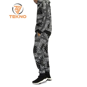 Chándal de sublimación para hombre de alta calidad con tela ligera de diseño de color único y excelente comodidad para fitness o viajes - Product Image 5