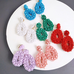 ต่างหูลูกปัดต่างหูเม็ดเล็กสำหรับผู้หญิงต่างหูเม็ดกลมลูกปัดหลากสีแบบห้อยทำมือสำหรับผู้หญิงและเด็กผู้หญิง - Product Image 1