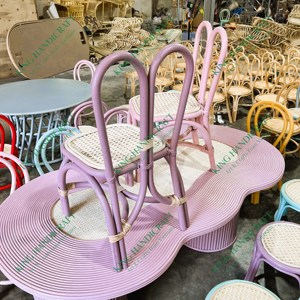 Encantadoras sillas de ratán hechas a mano para niños de Vietnam: sillas infantiles elegantes y funcionales - Product Image 2