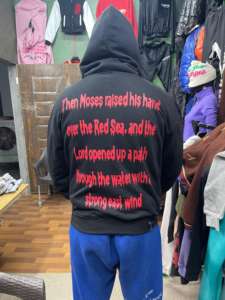 Sudadera con capucha para hombre de gran tamaño con logotipo personalizado Heavyweight 500 Gsm Puff Printing Distressed Digital Printing on Demand for Season Men - Product Image 6