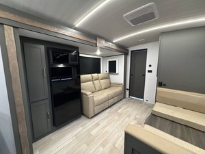 Nuevo Remolque Keystone B-u-l-l-e-t Crossfire 245RKS 2026 Listo para la Venta - Product Image 6