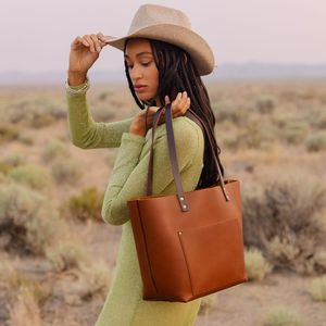 Sac fourre-tout en cuir de style vintage - Product Image 2