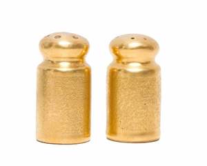 Nuevo Molinillo de Sal y Pimienta de Metal con Textura Martillada Chapado en Oro de Alta Calidad de Proveedor Indio a un Precio Impresionante - Product Image 1