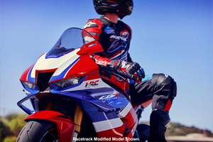Offre Annuelle 2026 CBR1000RR-R Fireblades SP Neuve (Moto) à Vendre - Product Image 3