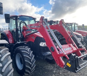 รถแทรกเตอร์ Case IH 120 แรงม้า ขับเคลื่อน 4 ล้อ พร้อมที่ตักด้านหน้า สำหรับใช้งานในฟาร์ม - Product Image 1