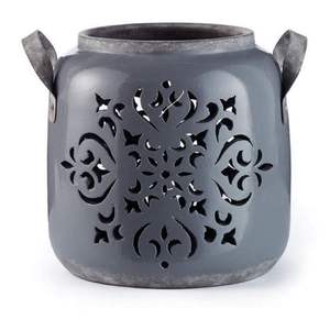 Bougeoirs carrés en métal gaufré polonais antique finition grise élégante lanternes et pots de décoration de la maison élégante - Product Image 5