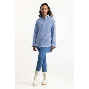 Camisa Casual a Cuadros Azules con Botones, Tela Popelina, Estilo Simple -224-217-031 - Product Image 4