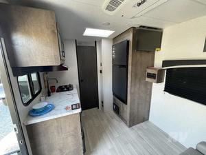 NOUVEAU RV V-E-N-T-U-R-E RV S-O-N-I-C LITE 150VRB MODÈLE 2023 AVEC HAUTES PERFORMANCES DISPONIBLE À LA VENTE - Product Image 5