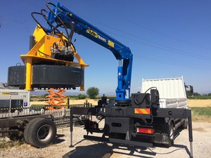 Haute qualité 3 tonnes camion monté grue flèche télescopique hydraulique béton coupe forage attachement noyau pompe composant turquie - Product Image 3