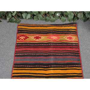 Alfombra Turca Vintage, Alfombra Pequeña de 1.9x3.6 pies, Alfombra de Lana con Diseño de Camuflaje Rojo y Azul - Product Image 3