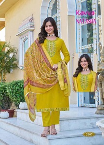 Ensemble de Kurti en soie romaine brodée réversible à séchage rapide et sans plis pour femmes élégantes et modernes pantalon Dupatta décontracté indien pakistanais - Product Image 4