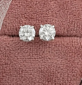 Anillos de Diamantes Cultivados en Laboratorio, 1.00 CTW, Corte Brillante Redondo, Certificados por IGI, Cierre de Rosca, Joyería Premium al por Mayor para Regalos de Fiesta y Tiendas - Product Image 1