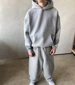 Chándal de entrenamiento de lana de dos piezas para hombre, traje de jogging de patrón sólido para invierno - Product Image 6