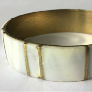 Unique Design Mother of <b>Pearl</b> Round Bangle Set Heart Cut Trendy <b>Women's</b> <b>Bracelet</b> Handmade Fashion Trending Jewellery Gift - Product Image 1