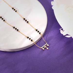 สร้อยคอ mangalutra ประดับเพชรสีทองคลาสสิก Navili vadhu เครื่องประดับที่ดีที่ผสมผสานการออกแบบที่ทันสมัยกับเสน่ห์งานแต่งงานแบบดั้งเดิม - Product Image 6