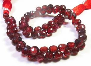 ขายส่งจำนวนมากของธรรมชาติสีแดง mozambique ลูกปัดหัวหอมอัญมณี9 ''สาระ5-5.5มม briolette เหลี่ยมตัดสำหรับทำเครื่องประดับ - Product Image 2