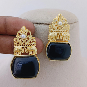 Elephant Maharaja Crest Drop Earrings Set Heavy Brass Royal Heritage Design Personalizable para mujeres y niñas - Product Image 1