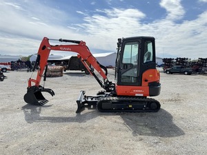 รถขุดขนาดเล็ก Kubota KX033-4 ขาย - Product Image 2