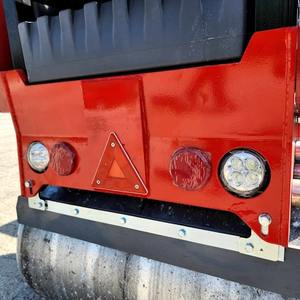 Rodillo compactador vibratorio H&S Tuff-Lift de 1 tonelada para asfalto - Product Image 6