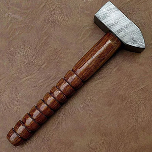 Martillo de Acero de Damasco con Mango de Madera, Personalizable para Bricolaje y OEM, Alta Durabilidad, Golpe Suave, Agarre Suave, Patrón Natural del Cuerpo - Product Image 1