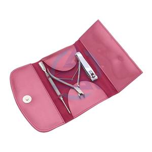 Kit de soin des ongles professionnel pour voyage |   Pince à cuticules, pousse-cuticules, coupe-ongles en acier inoxydable - Product Image 1