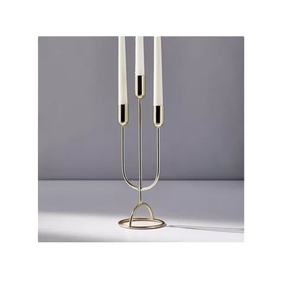 Bougeoirs décoratifs de qualité supérieure, bougeoir de luxe en métal doré pour la décoration de la maison - Product Image 1