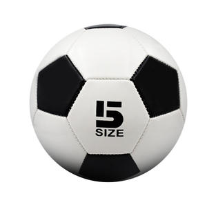 Ballon de football en cuir PU de haute qualité nouveauté noir blanc taille 5 4 3 Logo personnalisable pour l'entraînement - Product Image 5