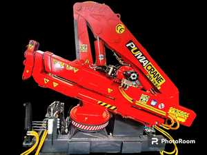 รถเครนติดตั้งบนรถแทรกเตอร์พูม่า แบบแขนพับได้ สำหรับงานก่อสร้างเบา รับน้ำหนักได้มาก จัดส่งรวดเร็ว - Product Image 3