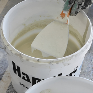 "สีอะคริลิคเคลือบผนังไมโครซีเมนต์สำหรับภายในห้องน้ำและภายนอก Microment FINISH Liquid appearance" - Product Image 1