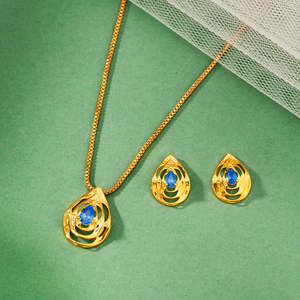 จี้เพชรซิคอนชุบทอง 18K ชุดเครื่องประดับสแตนเลสและทองแดงสุดหรู - Product Image 1