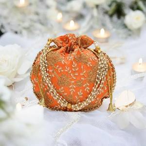 Bolsa de Potli con bordado dorado de Rajasthani indio para mujer, monedero de mano, bolsa de Potli para fiesta, bolsa de dulces para frutas secas, regalos para damas de honor - Product Image 4