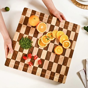 Planche à découper carrée à motif à carreaux pour les collations, les événements, la présentation, le service de fromage, de fruits, de pain et une utilisation élégante en cuisine, en provenance d'Inde - Product Image 5