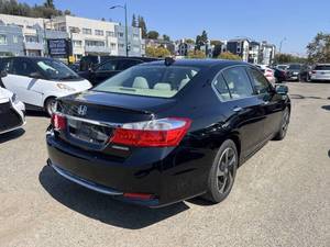 Precio bajo, Honda Accord Plug-in 2014, auto usado en venta - Product Image 5