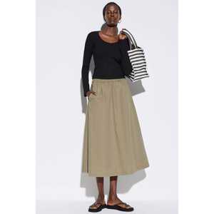 <b>Pleated</b> Midi Skirt in Soft <b>Fabric</b> - Product Image 2
