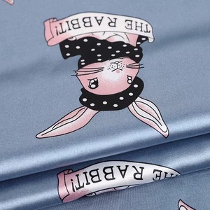 Jacquard Lụa Dệt May 100% <span class=keywords><strong>Polyester</strong></span> Lụa Satin In Kỹ Thuật Số Vải Cho Quần Áo Ngủ Vải - Product Image 5