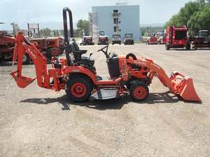 2022 KUBOTA BX23S Tracteur d'occasion - Product Image 3