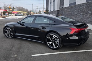 Audi e-tron GT Prestige 2022 - Product Image 3