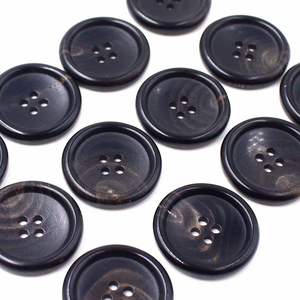 Botones de Cuerno de Búfalo Auténtico Hechos a Mano, Estilo Animal, Color Negro, 4 Agujeros, Botones de Alta Calidad para Trajes de Hombre, Venta al por Mayor - Product Image 5