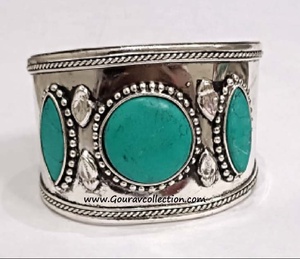 Vente en gros de Bracelets en laiton de mode de femmes de bijoux de turquoise pour des cadeaux GC-BL-298 disponible au prix de gros pour l'exportation - Product Image 1