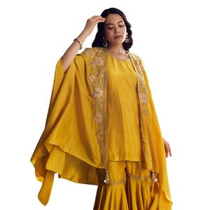 Vestito Sharara di seta gialla con mantello Zari ricamato per le donne indiano festa di nozze e vestito tradizionale festivo - Product Image 4