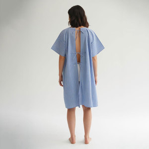 Delantal de paciente médico con correas ajustables y cómodo delantal de paciente de hospital de tela de algodón con espalda fácil de atar - Product Image 2