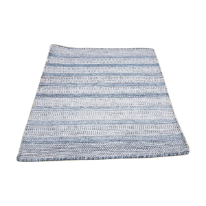 บรรลุพรมปักวินเทจที่ดูไร้กาลเวลาที่บอกเล่าเรื่องราวของศิลปะและงานฝีมือพรมวินเทจสำหรับขายในราคาต่ำสุด - Product Image 3