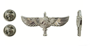 Pin de Solapa Personalizado con Diseño de Espada de Murciélago Esmaltada – Plateado con Esmalte Negro, Insignia de Colección y Souvenir - Product Image 4