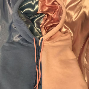 เสื้อสเวตเตอร์แบบสวมหัวทำจากผ้าซาตินมีฮู้ดกำหนดได้เอง2โทนสีบล็อกใส่ได้ทั้งชายและหญิง - Product Image 3